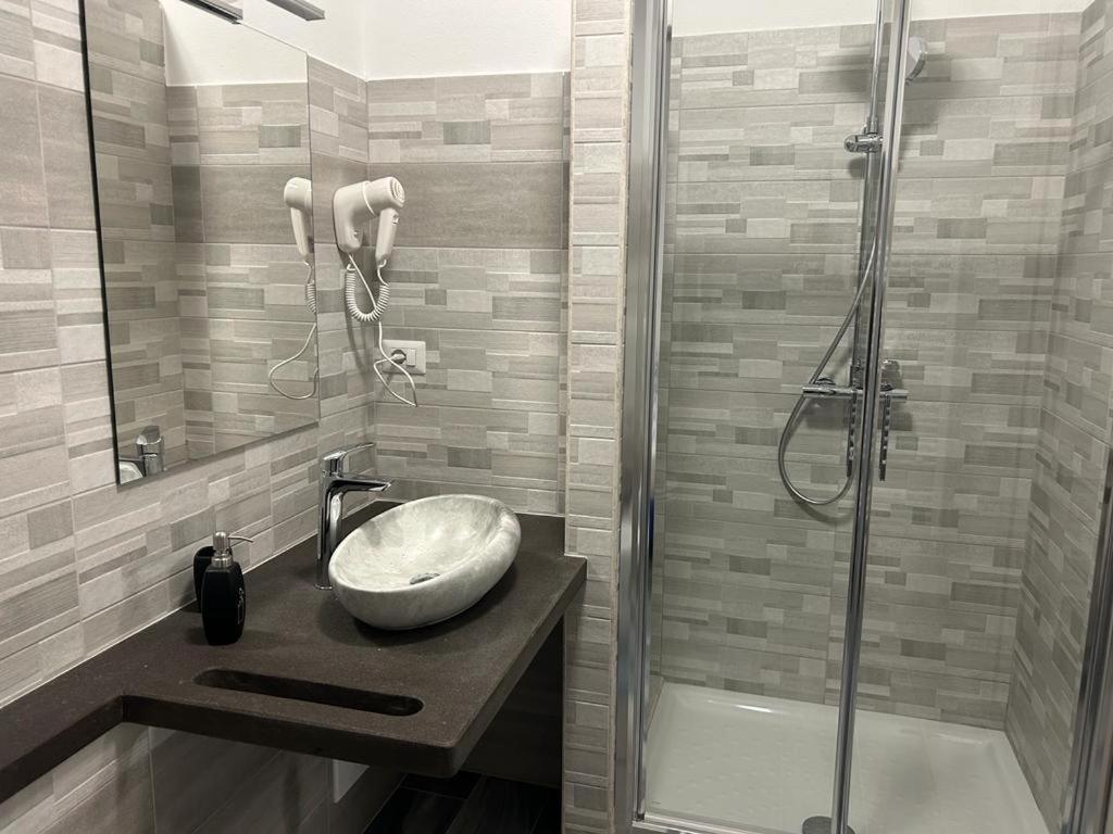 Rosa Dei Venti Rooms Abbasanta Bagian luar foto