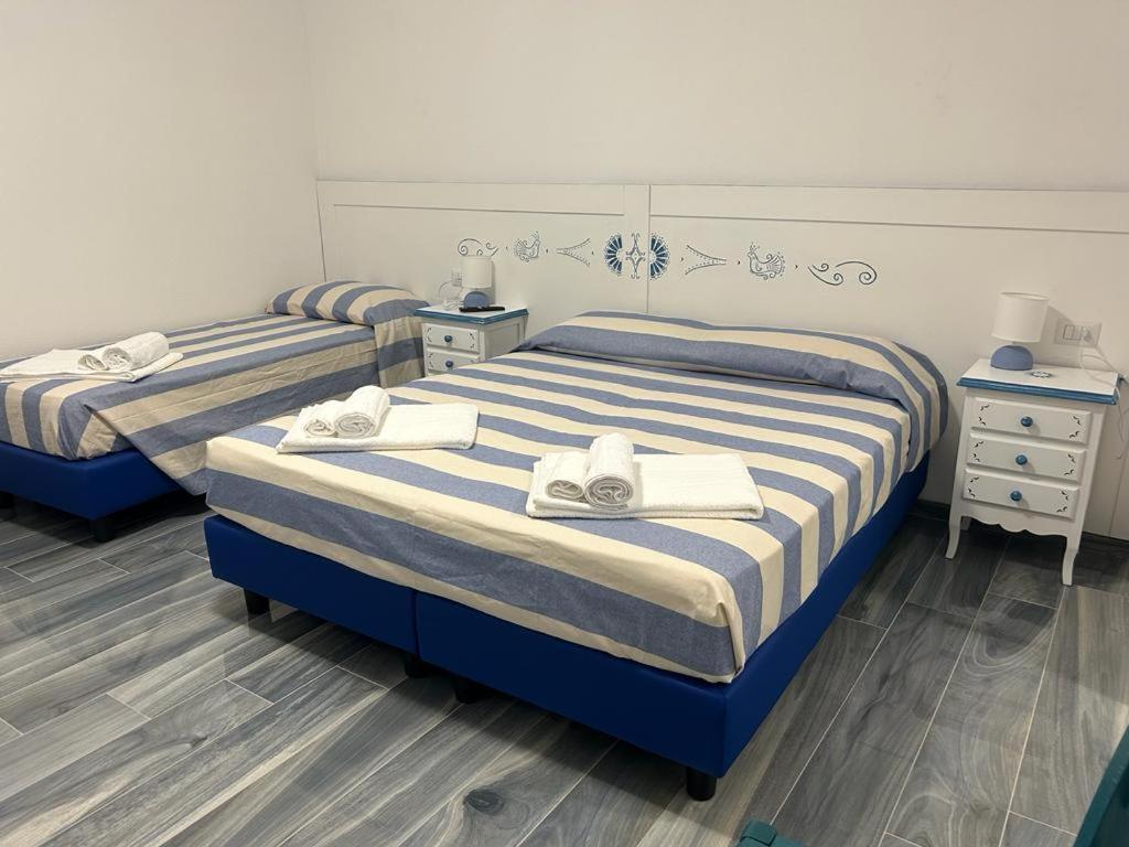 Rosa Dei Venti Rooms Abbasanta Bagian luar foto